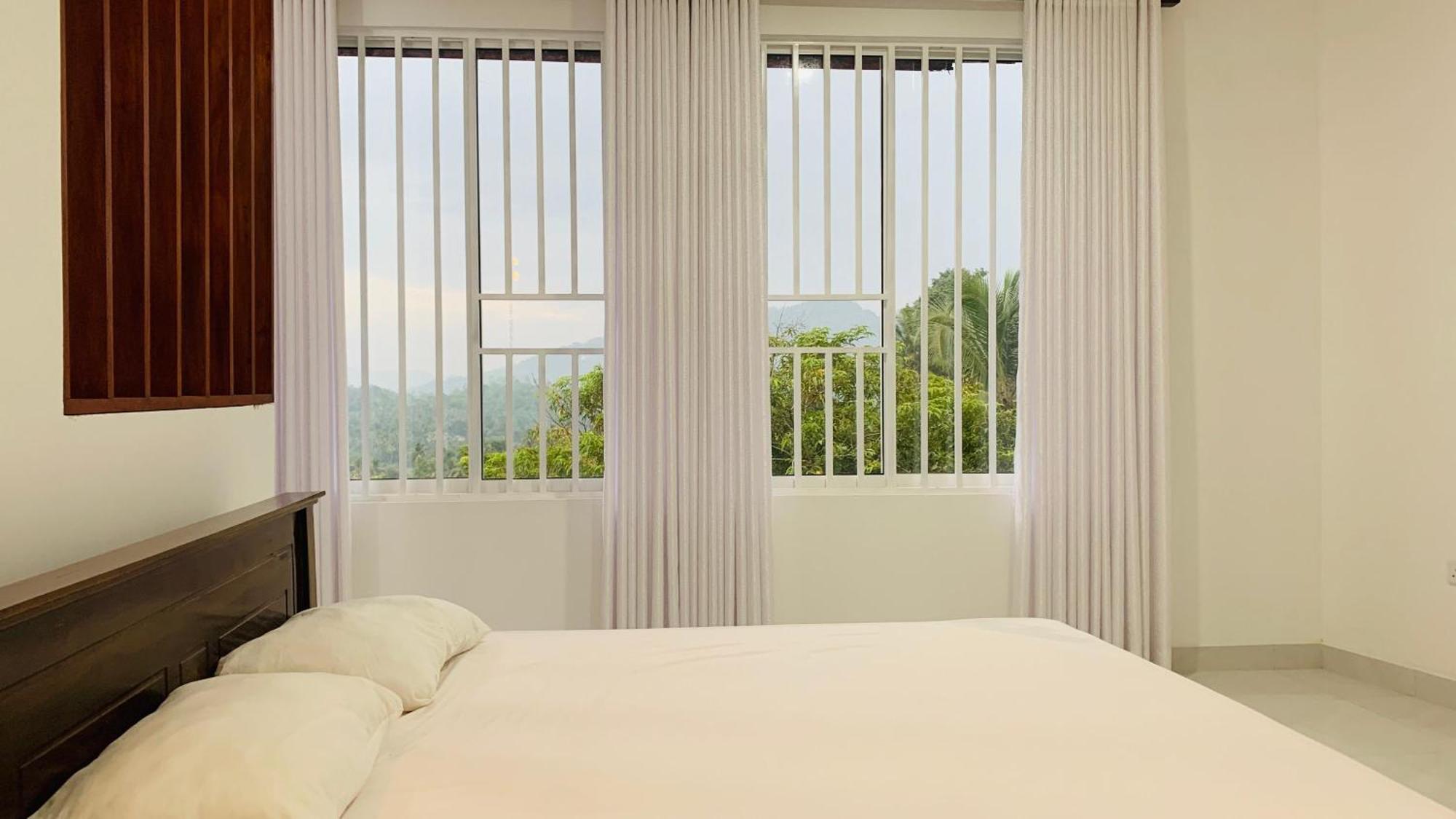 Meridian Holiday Resort Ratnapura Ngoại thất bức ảnh